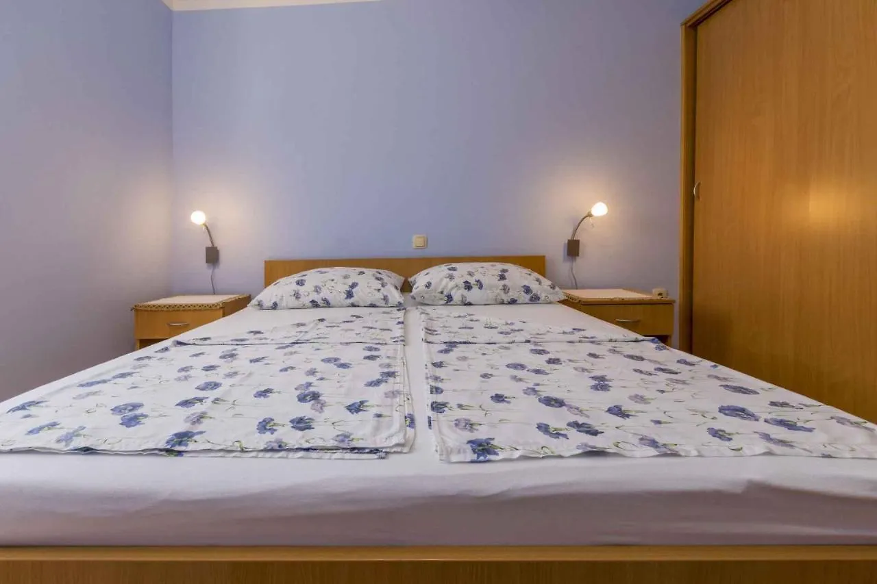 Holiday Homes In Selce 41669 Croatia